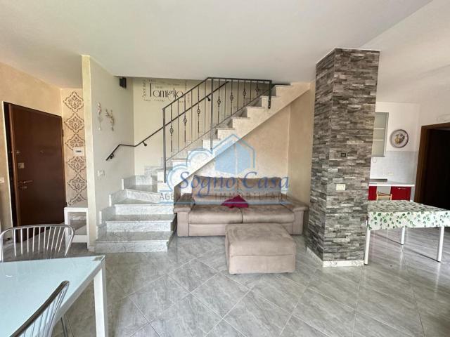 Appartamento con terrazzo, Fosdinovo caniparola