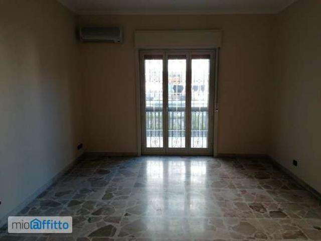 Appartamento con terrazzo Gravina Di Catania