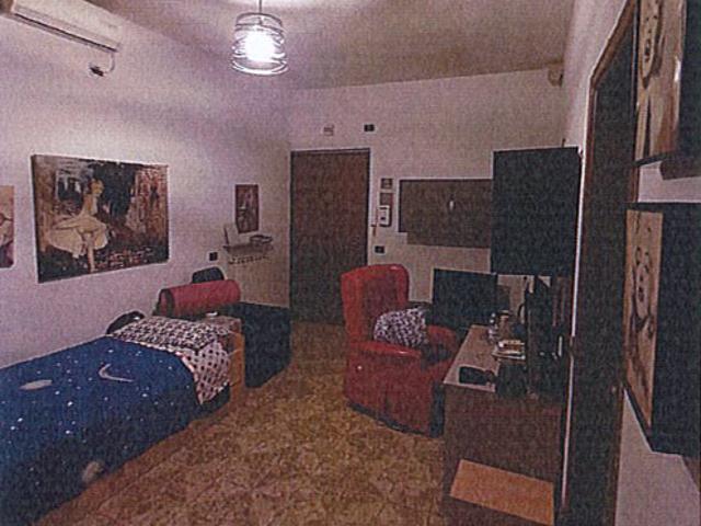 Appartamento con terrazzo in salita giovanni meloni 3/15, Genova