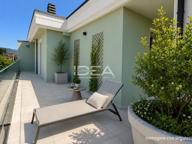 Appartamento con terrazzo in via teresa bandettini, Lucca