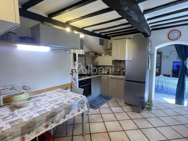 Appartamento con terrazzo in via eraldo bernab, Arcola