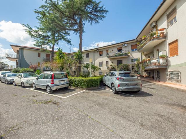 Appartamento con terrazzo in viale lorenzo bolano 45, Catania
