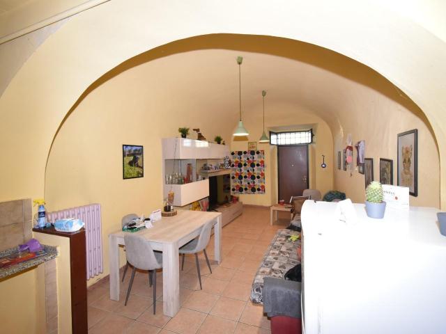 Appartamento con terrazzo, Lucca montuolo