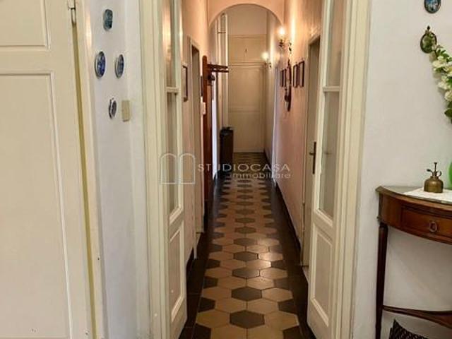 Appartamento con terrazzo, Pisa borgo largo
