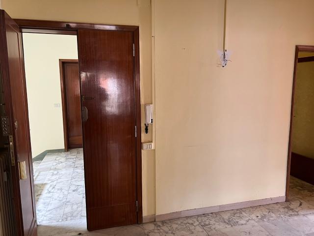 Appartamento con terrazzo, Pistoia centro città