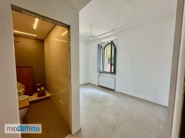 Appartamento con terrazzo Portuense, magliana