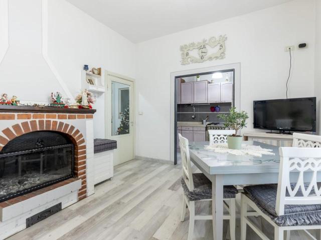 Appartamento con terrazzo, Terricciola selvatelle