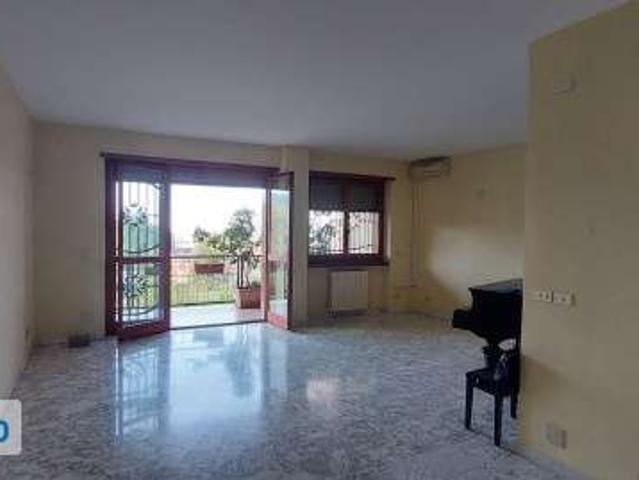 Appartamento con terrazzo Torino