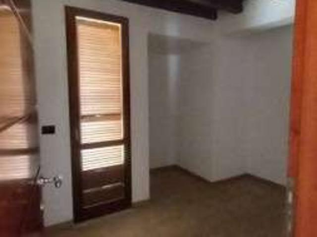 Appartamento arredato con terrazzo Vercurago