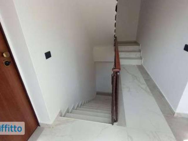 Bilocale arredato con terrazzo Vercurago