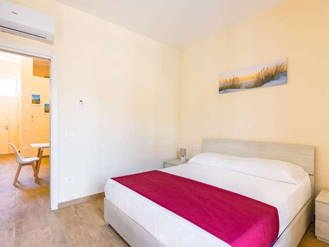 Appartamento con una camera da letto in affitto a Poggioreale, Napoli