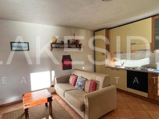 Appartamento con vista lago