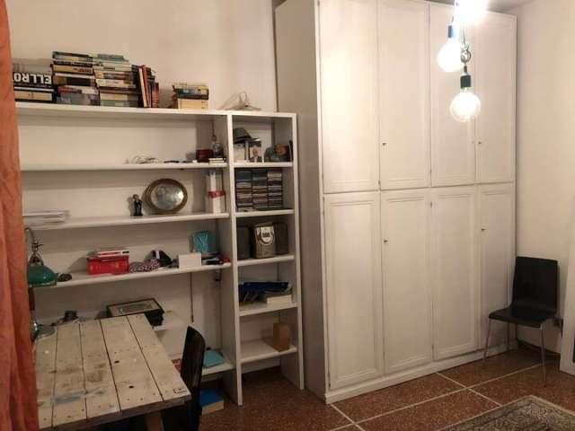 Appartamento con 1 camera da letto in affitto a Bologna