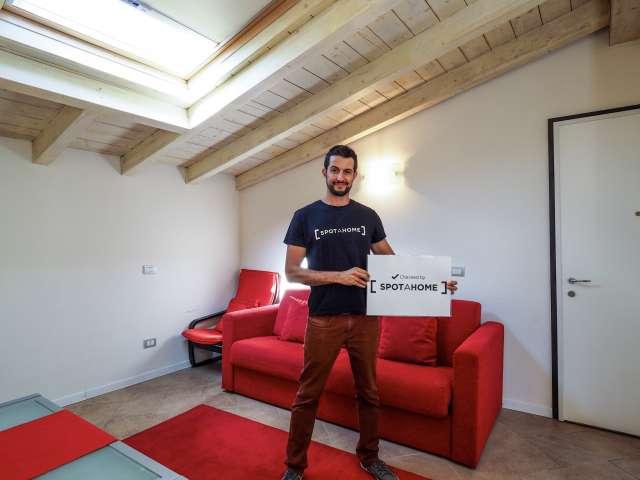 Appartamento con 1 camera da letto in affitto a Bovisa, Milano