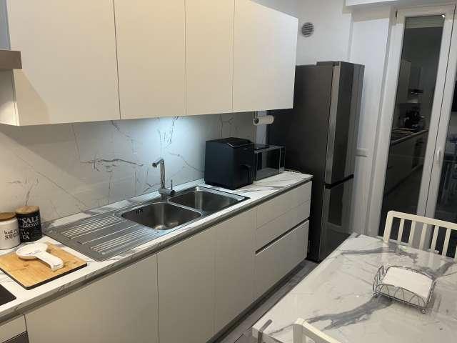 Appartamento con 1 camera da letto in affitto a D. Bosco, Roma
