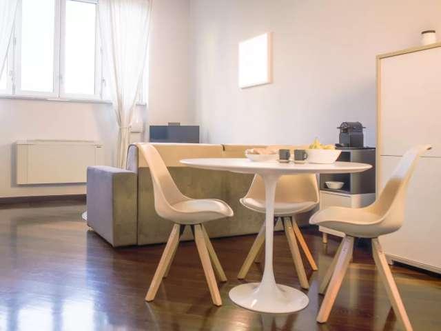 Appartamento con 1 camera da letto in affitto a Milano, Milano