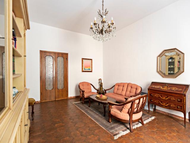Appartamento con 2 camere da letto in affitto