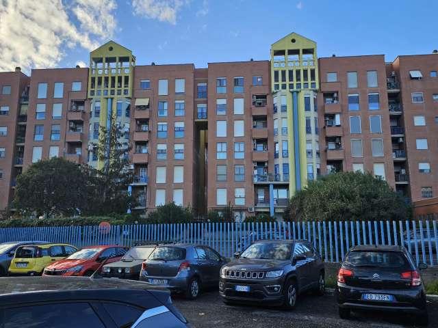 Appartamento con 2 camere da letto in affitto a Torrino, Roma