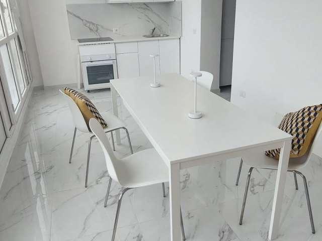 Appartamento con 2 camere da letto in affitto a Loreto, Milano