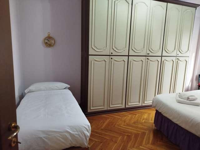 Appartamento con 2 camere da letto in affitto a Molinette, Torino