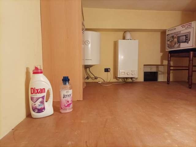 Appartamento con 2 camere da letto in affitto a Pendino