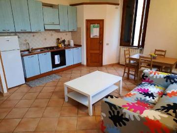 Appartamento con 2 camere da letto in affitto a Signa