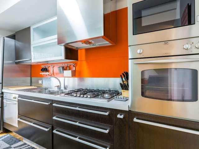 Appartamento con 2 camere da letto in affitto ad Arenella, Napoli