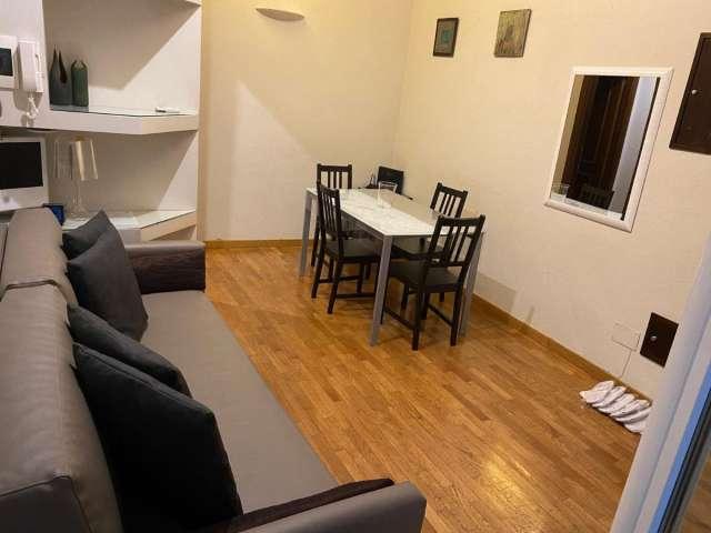 Appartamento con 2 camere da letto in affitto nel Rione Trevi, Roma
