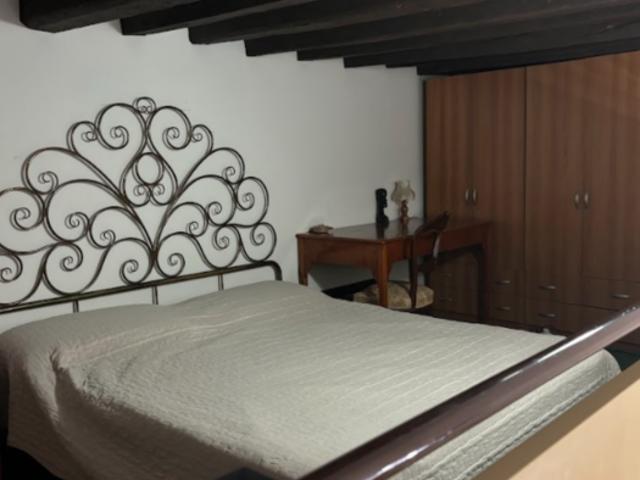 Appartamento con 2 stanze singole