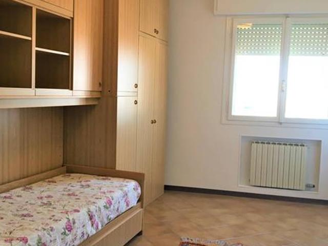 Appartamento con 2 stanze singole