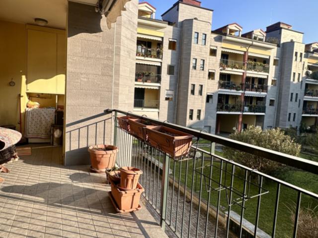 Appartamento con 2 stanze singole
