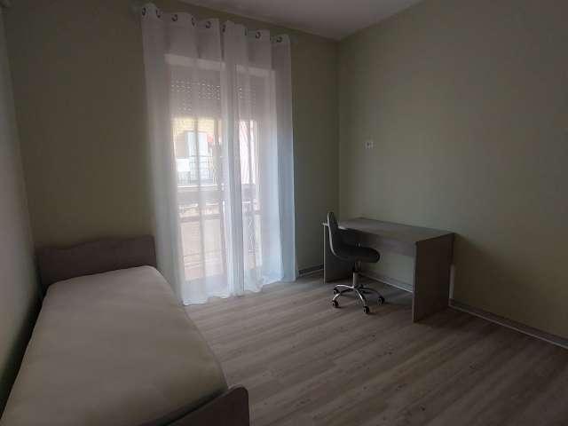 Appartamento con 3 camere da letto in affitto a Torre Bella Monaca, Roma