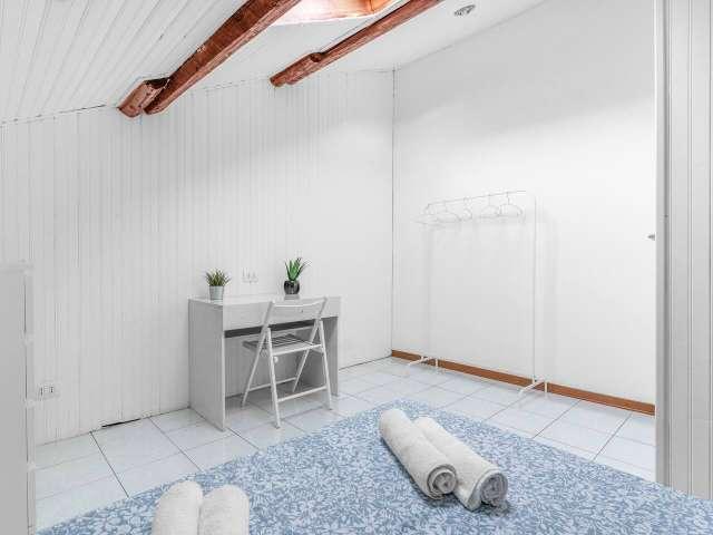 Appartamento con 3 camere da letto in affitto a Loreto, Milano