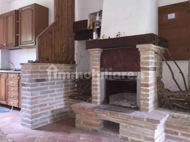 Appartamento Contrada Grassetti, Sarnano