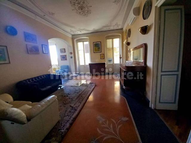 Appartamento corso Firenze, Castelletto, Genova