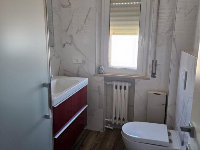 Appartamento a Ancona Rif. L9036