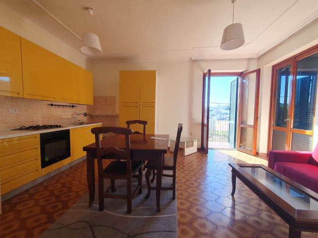 Appartamento a Fara In Sabina RI