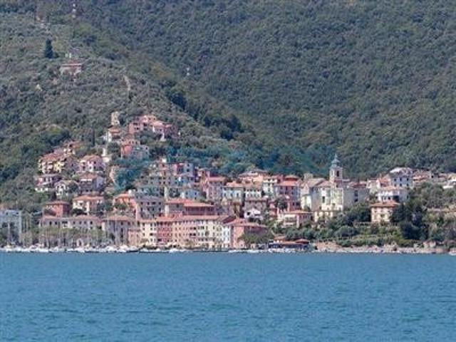 Appartamento a Ovest, La Spezia