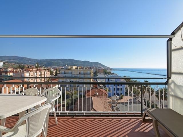 Appartamento a san bartolomeo al mare