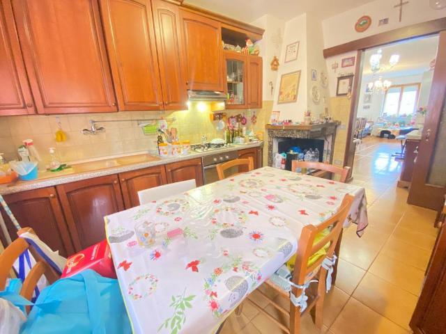 APPARTAMENTO AFFITTO CORCIANO ELLERA