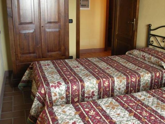 APPARTAMENTO AL PIANO TERRA DI RUSTICO RISTRUTTURATO