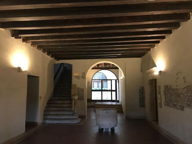 APPARTAMENTO AL PIANO TERRA IN CORTE INTERNA VERONA