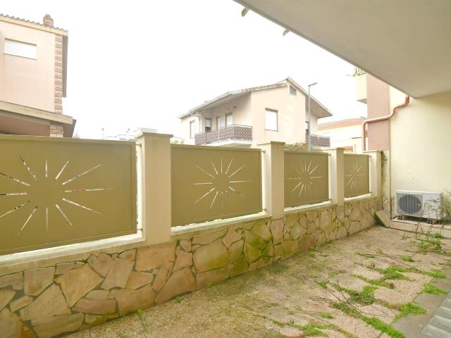Appartamento al piano terra situato a Selargius, privo di ba. 77m² Selargius