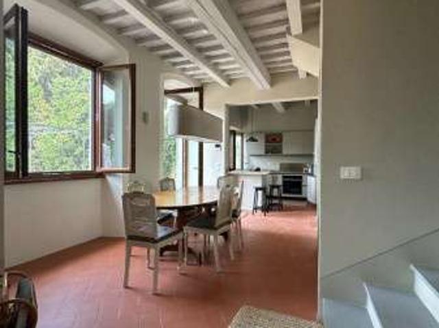 Appartamento arredato con piscina Centro storico