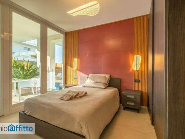 Appartamento arredato con piscina Centro