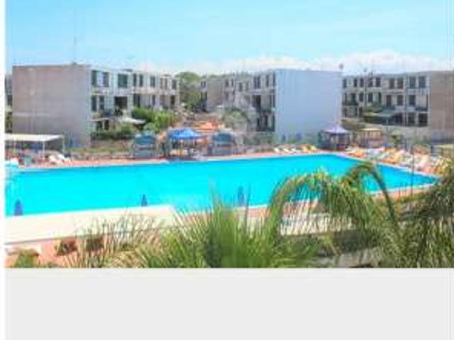 Appartamento arredato con piscina Augusta