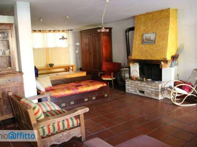 Appartamento arredato con piscina Monteciccardo