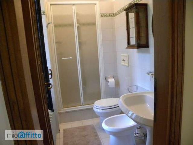 Appartamento arredato con piscina San Fermo Della Battaglia