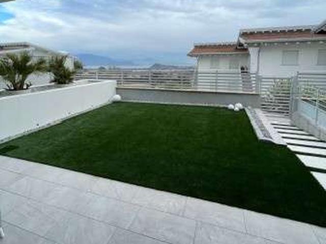 Appartamento arredato con piscina Picedo