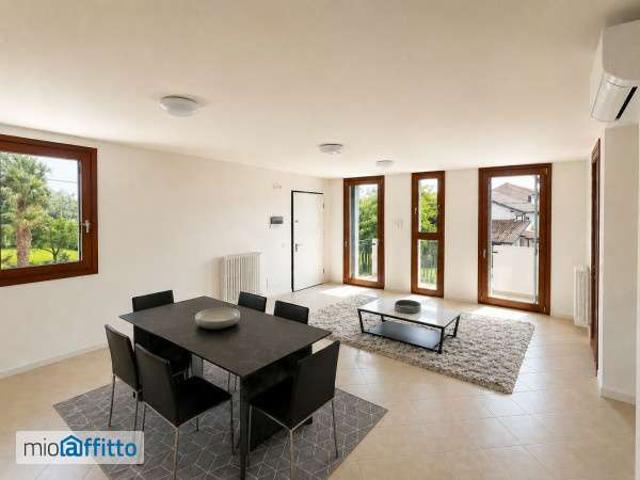 Appartamento arredato con terrazzo Mure